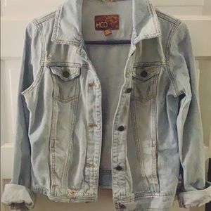 Vintage distressed hollister jean jacket🌞🌸